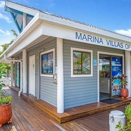 Tin Can Bay Marina Villas Exterior photo